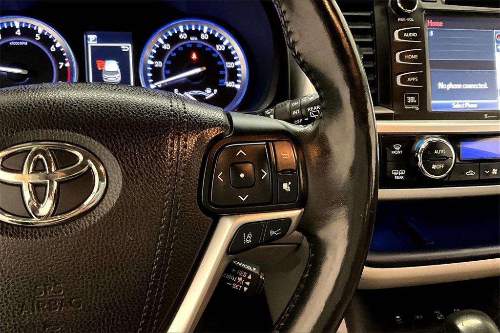 used 2018 Toyota Highlander car, priced at $27,359