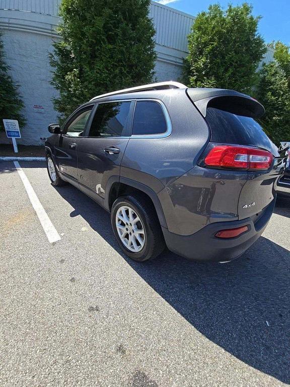 used 2016 Jeep Cherokee car, priced at $11,499