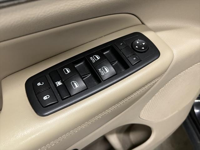 used 2017 Jeep Grand Cherokee car, priced at $11,999