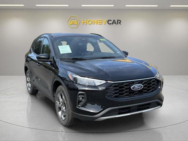 used 2025 Ford Escape car, priced at $27,699