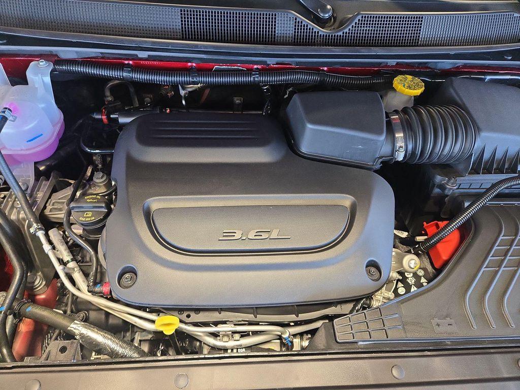 new 2025 Chrysler Pacifica car, priced at $39,490