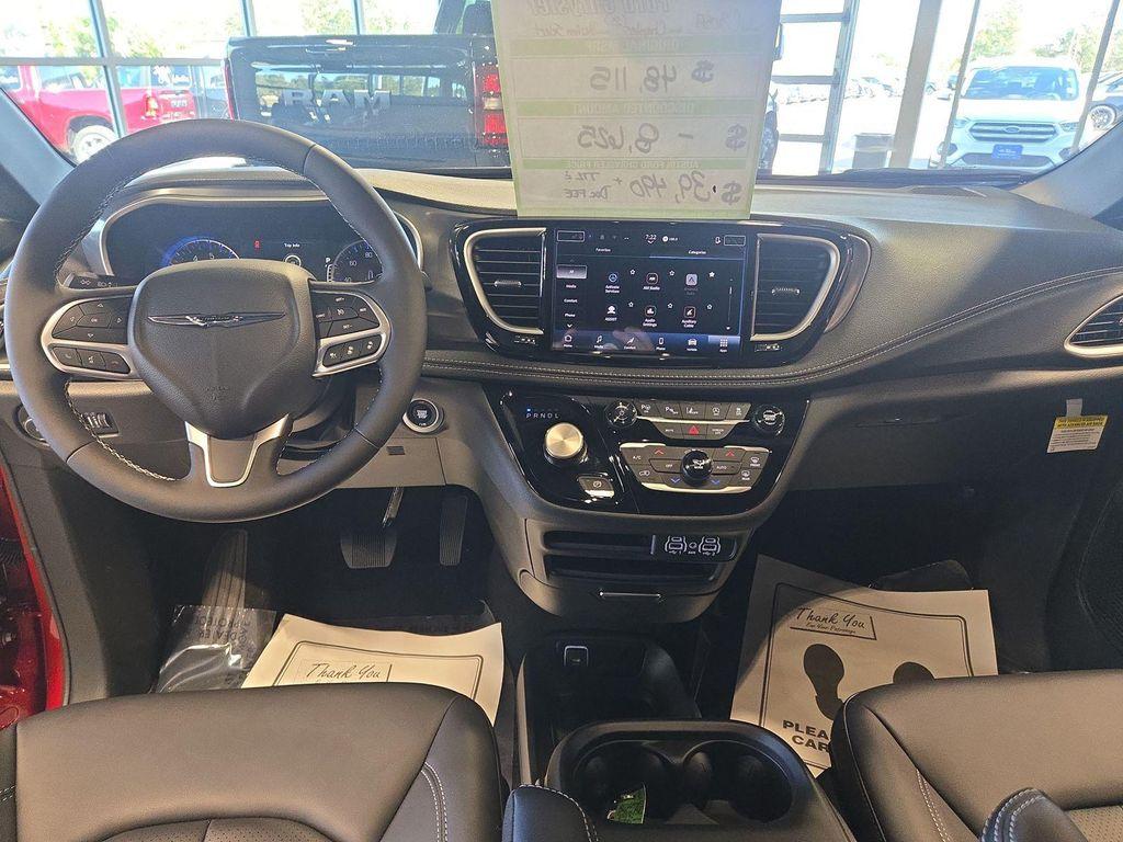 new 2025 Chrysler Pacifica car, priced at $39,490
