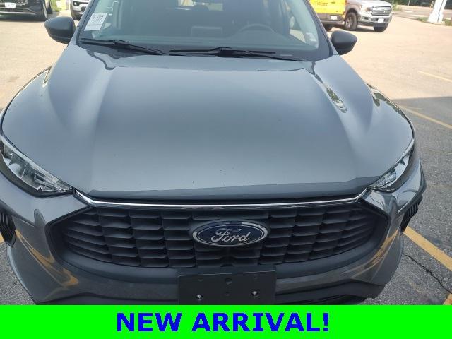 used 2023 Ford Escape car, priced at $21,990