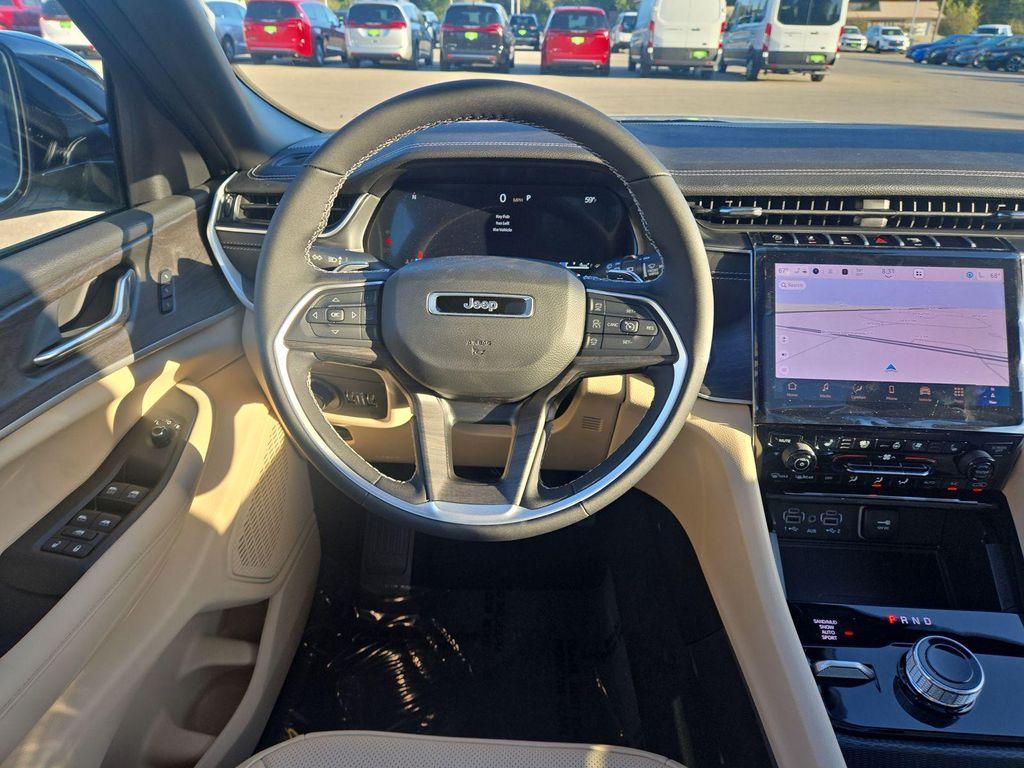 new 2025 Jeep Grand Cherokee L car, priced at $49,548
