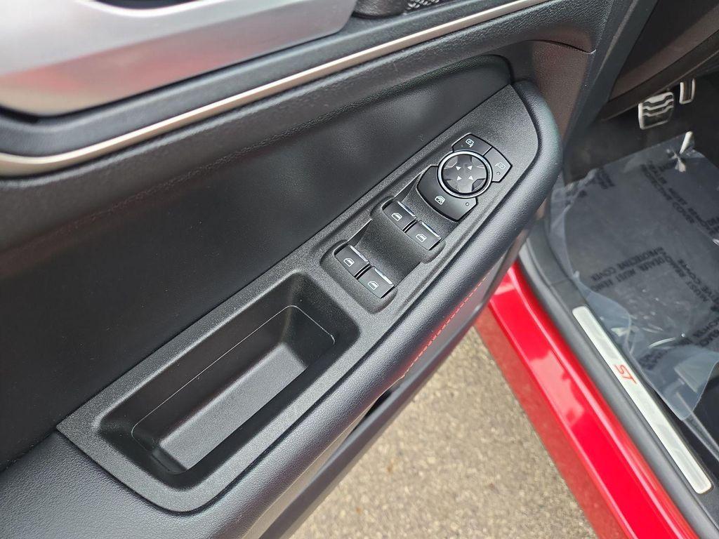 used 2021 Ford Edge car, priced at $25,980