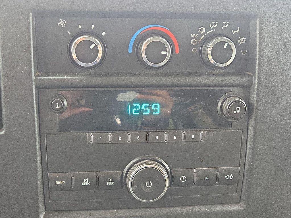 used 2008 Chevrolet Express 1500 car, priced at $7,490