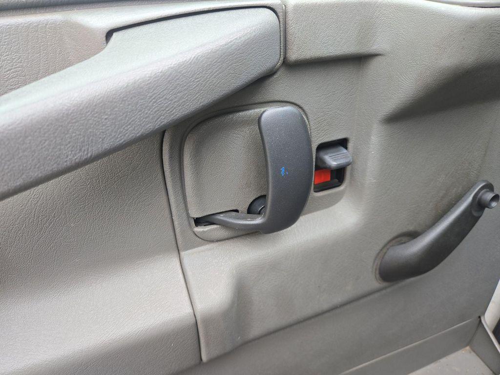 used 2008 Chevrolet Express 1500 car, priced at $7,490