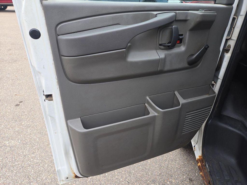 used 2008 Chevrolet Express 1500 car, priced at $7,490