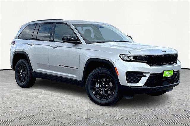 new 2024 Jeep Grand Cherokee car, priced at $41,990