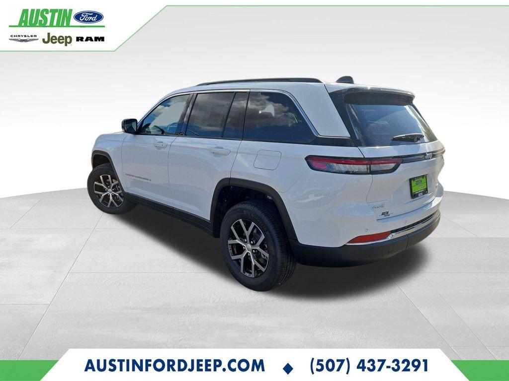 new 2025 Jeep Grand Cherokee car, priced at $44,852