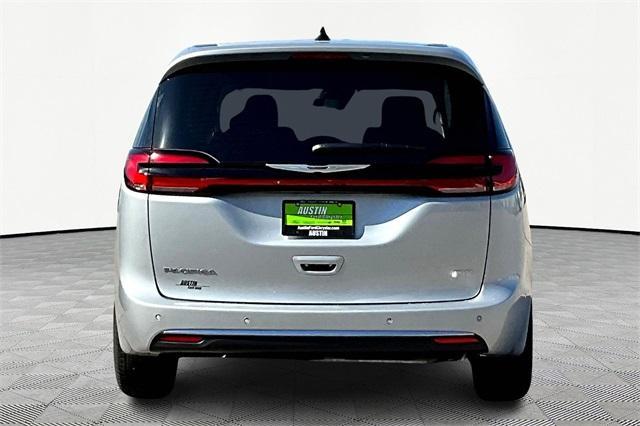 new 2024 Chrysler Pacifica car, priced at $46,790