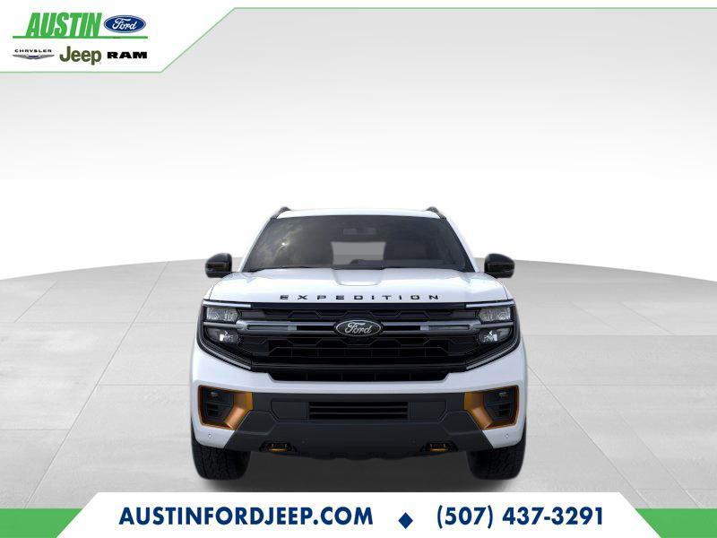 new 2025 Ford Expedition car, priced at $82,570