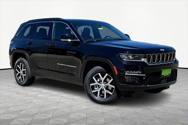 new 2025 Jeep Grand Cherokee car, priced at $43,206