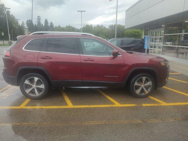 used 2019 Jeep Cherokee car, priced at $19,490