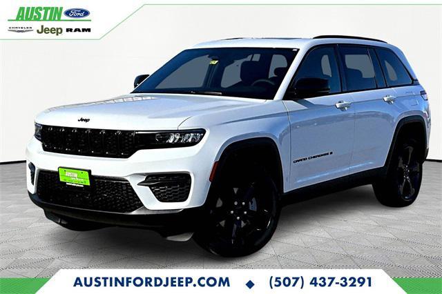 new 2024 Jeep Grand Cherokee car, priced at $38,990