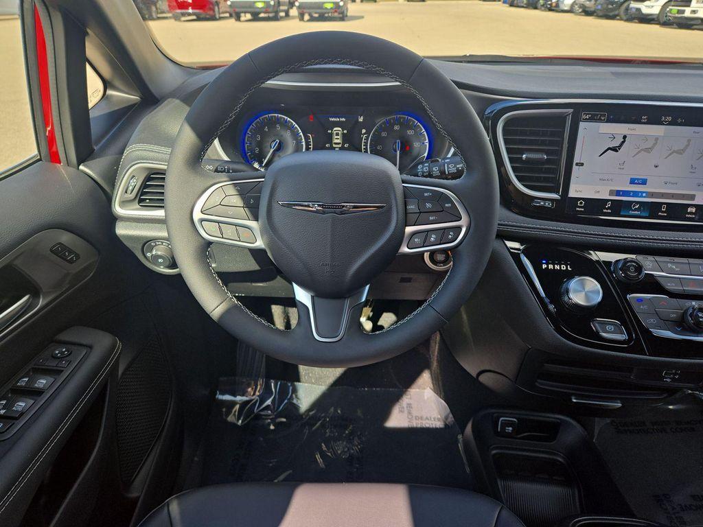 new 2026 Chrysler Pacifica car, priced at $45,723