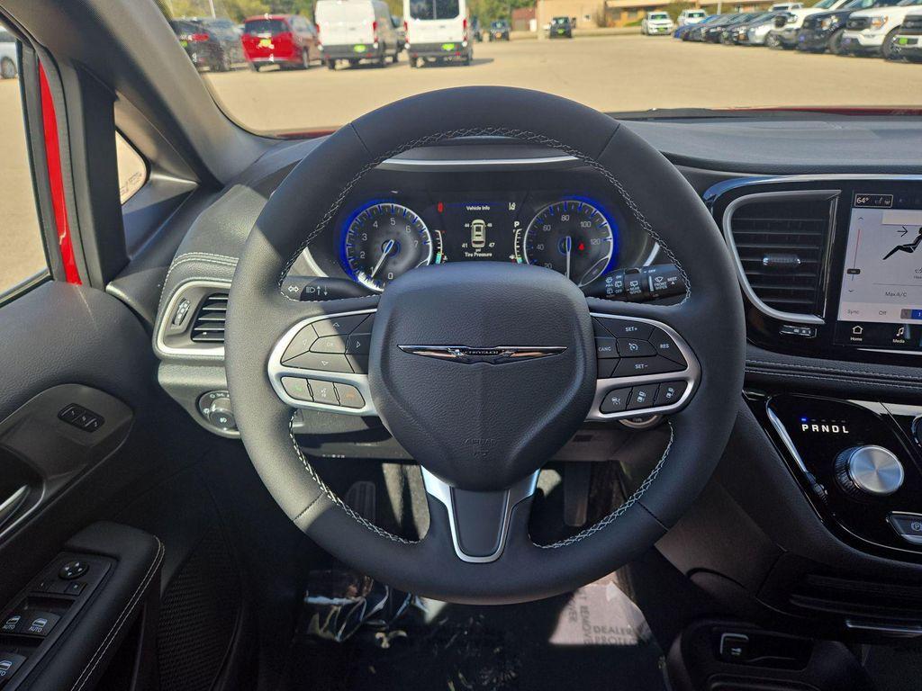 new 2026 Chrysler Pacifica car, priced at $45,723