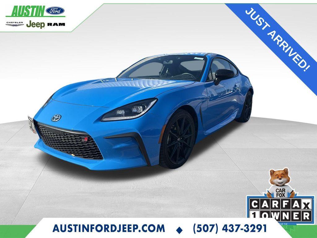 used 2024 Toyota GR86 car, priced at $31,980