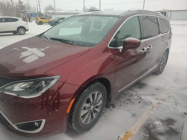 used 2019 Chrysler Pacifica car, priced at $21,990