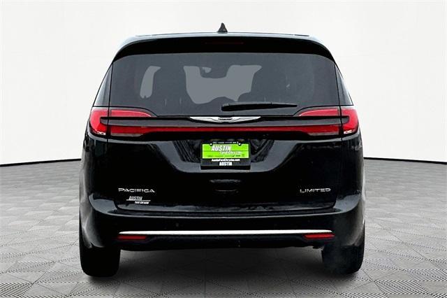 new 2024 Chrysler Pacifica car, priced at $51,290