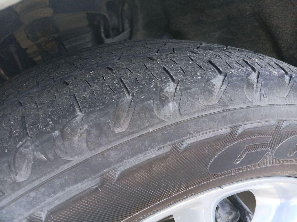 used 2015 Jeep Grand Cherokee car, priced at $15,980