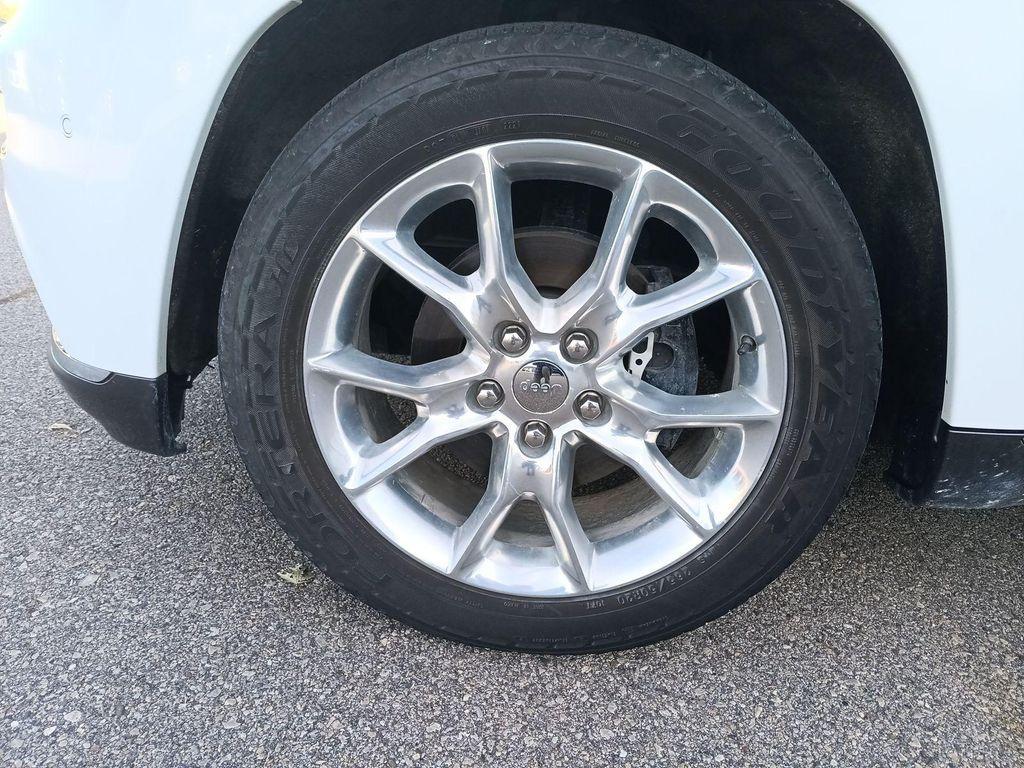 used 2015 Jeep Grand Cherokee car, priced at $15,980