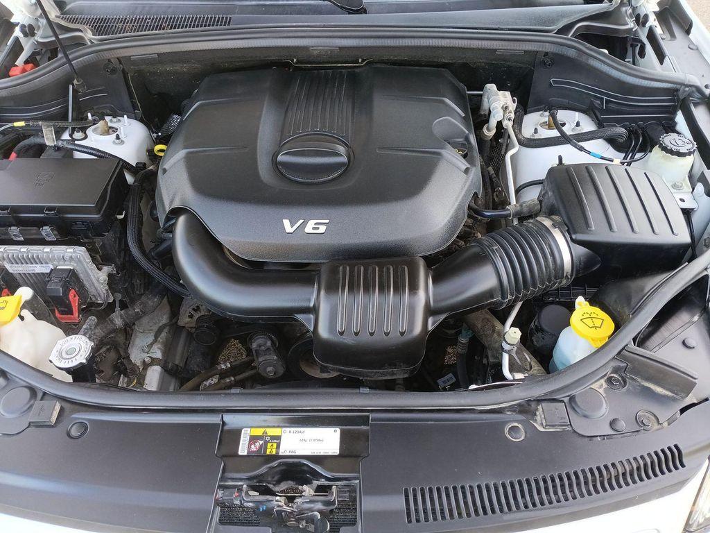 used 2015 Jeep Grand Cherokee car, priced at $15,980