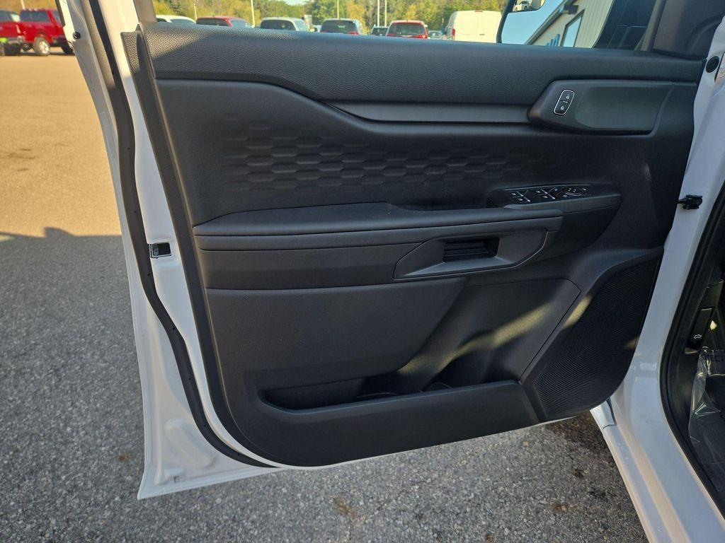 new 2025 Ford Ranger car, priced at $35,052