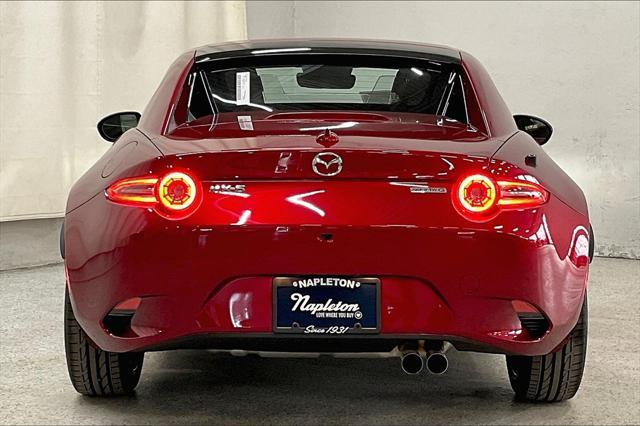 new 2025 Mazda MX-5 Miata RF car, priced at $39,205