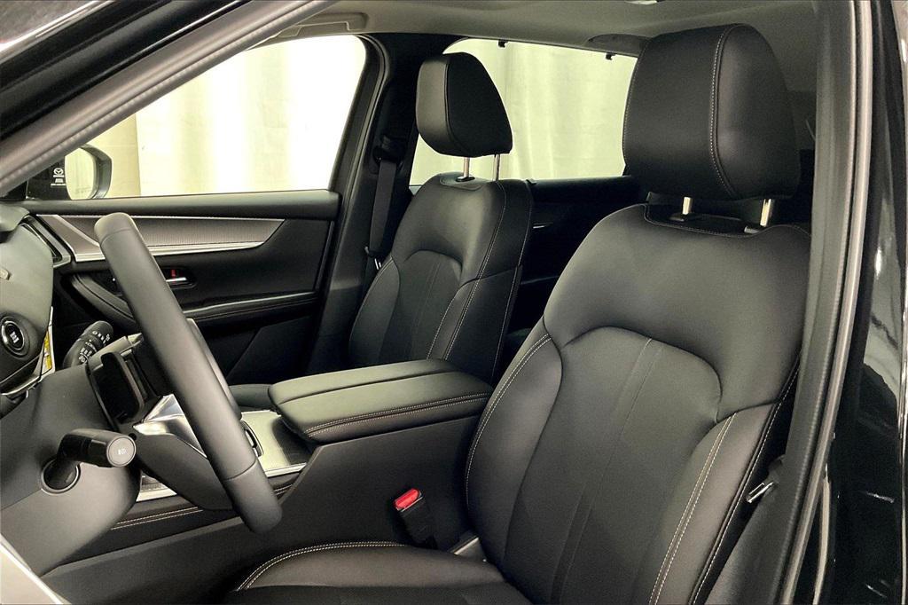 new 2026 Mazda CX-70 car