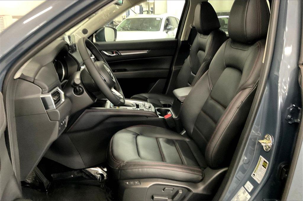 new 2025 Mazda CX-5 car