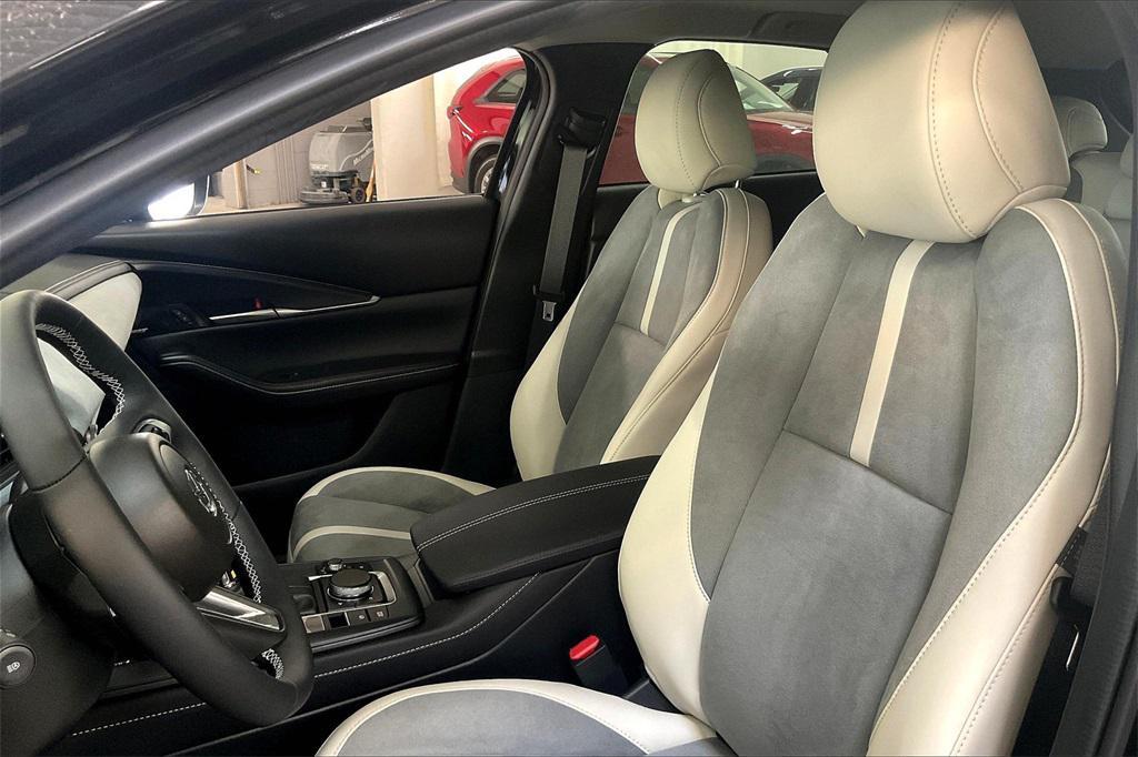 new 2026 Mazda CX-30 car