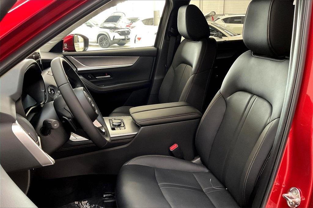 new 2025 Mazda CX-90 car, priced at $41,595