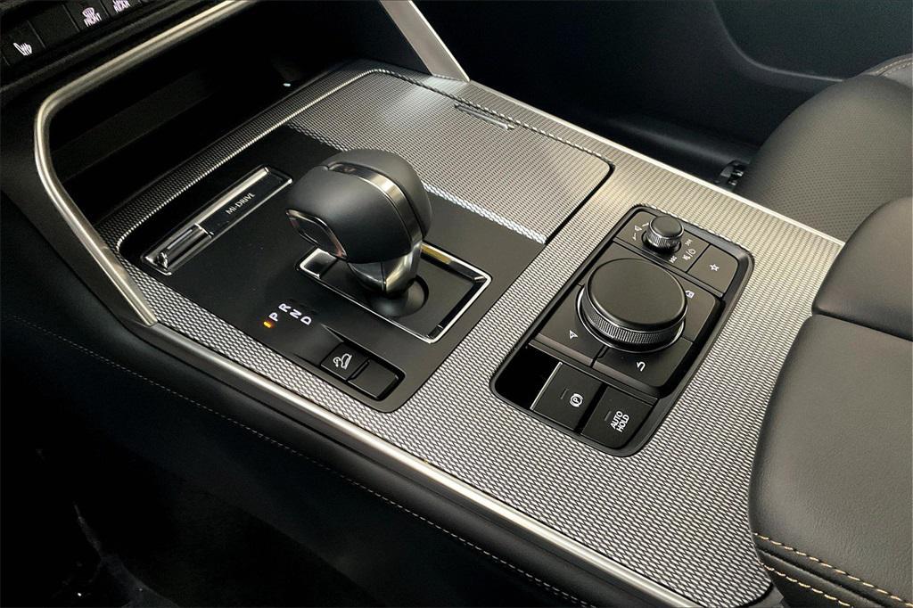 new 2025 Mazda CX-90 car, priced at $41,595