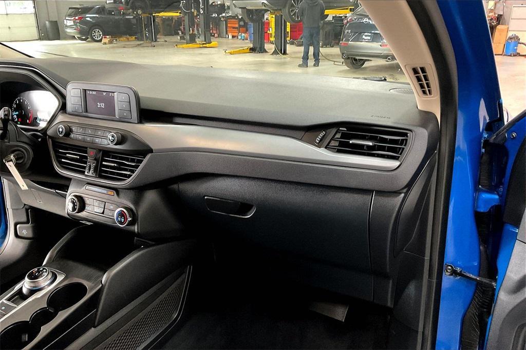 used 2020 Ford Escape car, priced at $9,922