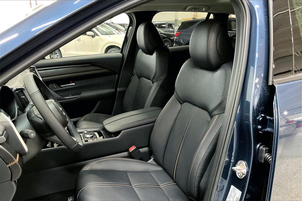 new 2025 Mazda CX-50 Hybrid car