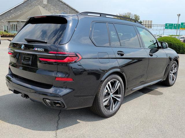 new 2025 BMW X7 car, priced at $123,405