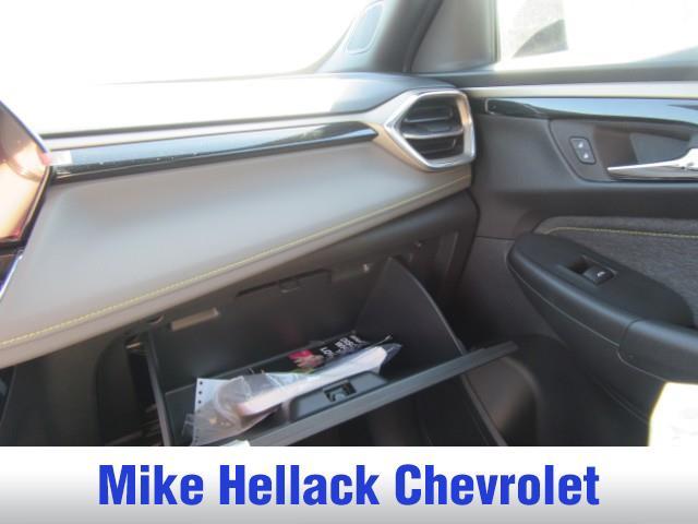 new 2025 Chevrolet TrailBlazer car, priced at $30,875