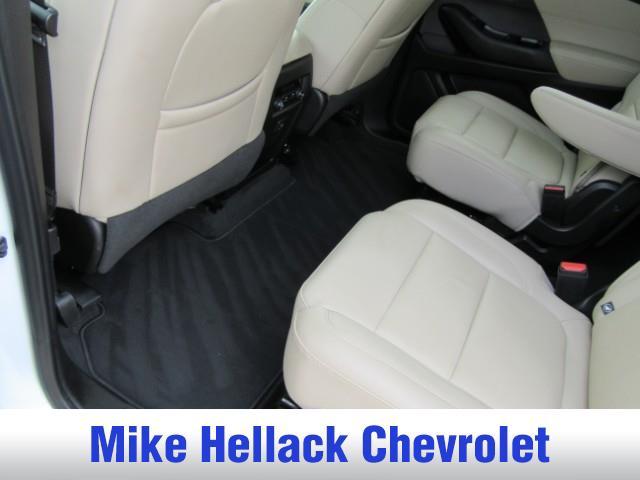 used 2023 Chevrolet Traverse car, priced at $32,850