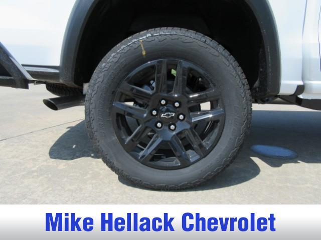new 2025 Chevrolet Colorado car, priced at $44,233