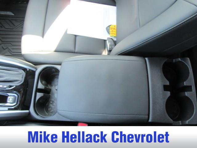 new 2025 Chevrolet Colorado car, priced at $44,233