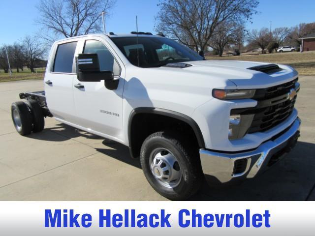 new 2025 Chevrolet Silverado 3500 car, priced at $65,473