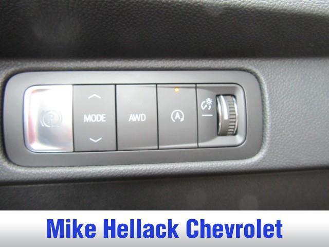 new 2025 Chevrolet Traverse car, priced at $50,695