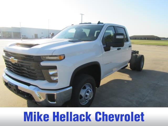 new 2026 Chevrolet Silverado 3500 car, priced at $65,423