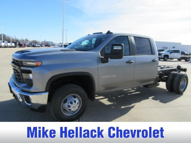 new 2025 Chevrolet Silverado 3500 car, priced at $65,473