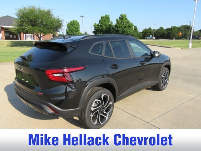 new 2025 Chevrolet Trax car, priced at $27,125