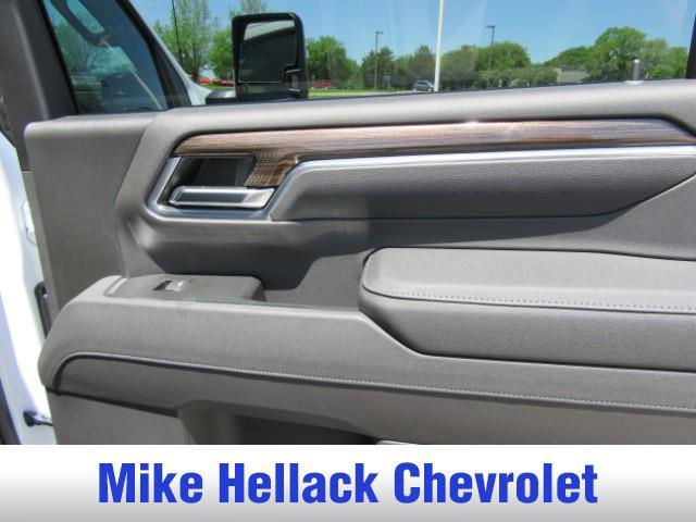 new 2025 Chevrolet Silverado 2500 car, priced at $67,925