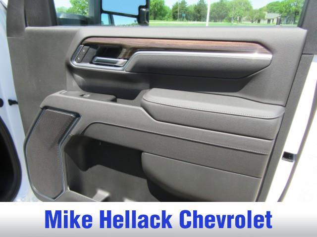new 2025 Chevrolet Silverado 2500 car, priced at $67,925