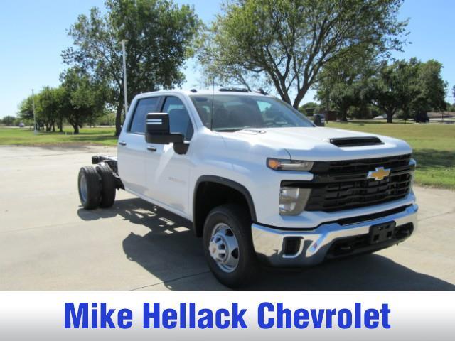 new 2026 Chevrolet Silverado 3500 car, priced at $65,423