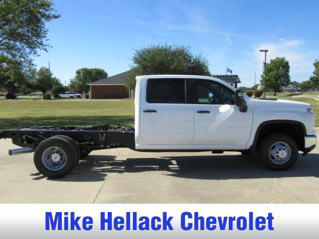 new 2026 Chevrolet Silverado 3500 car, priced at $65,423